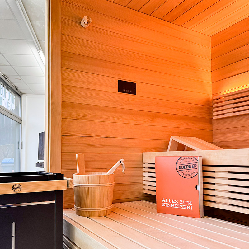 Sauna im Sale mit bodentiefer Glasfront über Eck in Albstadt